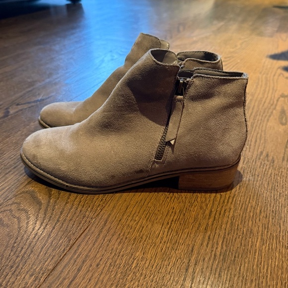 Blondo Waterproof Booties Sand Size 9 - Picture 4 of 7